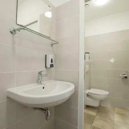 Anja 1st Floor * Peroj