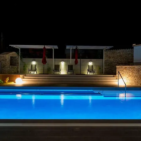 Appartement Anja 1st Floor Peroj