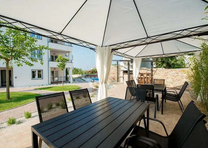 Anja 1st Floor 아파트 *