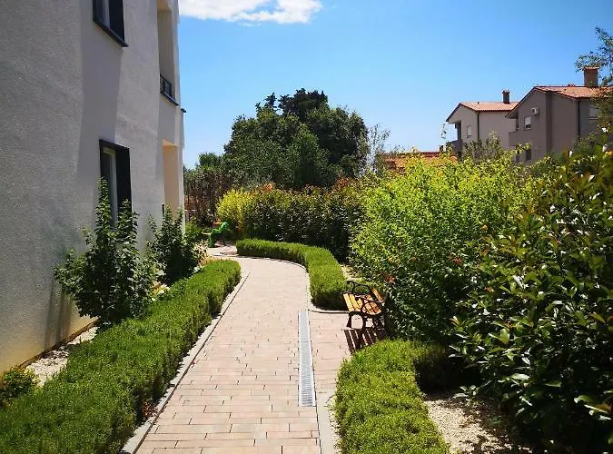 Anja 1st Floor * 페로이