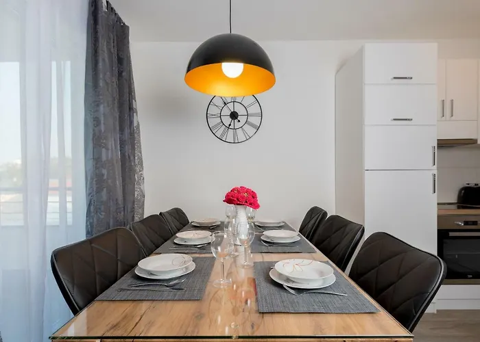 Anja 1st Floor * 페로이